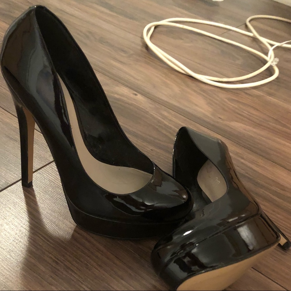 Patten leather Aldo Pumps